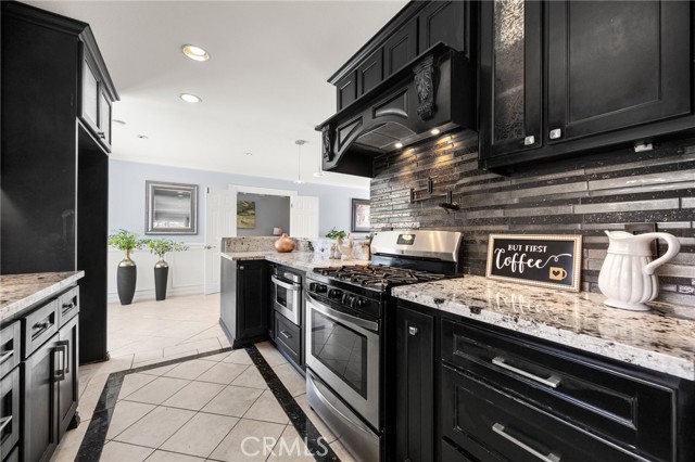 324 Marymont Avenue, Placentia CA: https://media.crmls.org/medias/7946caf5-10ac-499c-80bc-229cafe15860.jpg