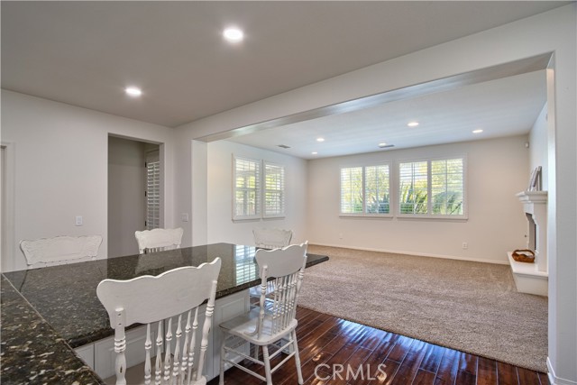 45579 Basswood Court, Temecula CA: https://media.crmls.org/medias/7946f592-c35c-40d4-9bc5-274116e60b53.jpg