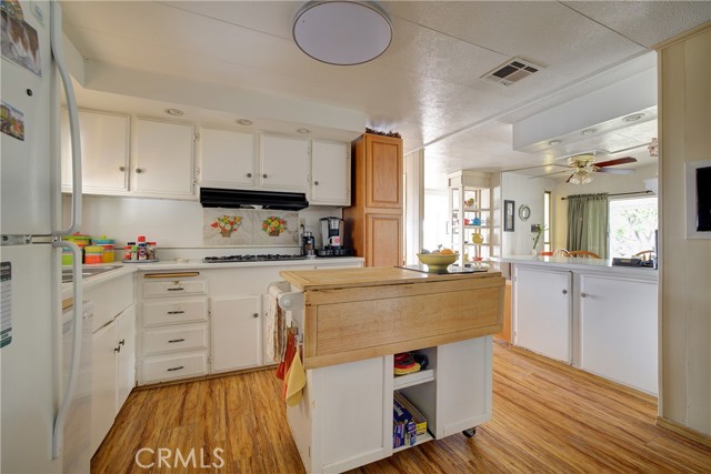 3700 Buchanan, Riverside CA: https://media.crmls.org/medias/7947586f-5f37-47b0-ab9d-e9c9a29095f1.jpg