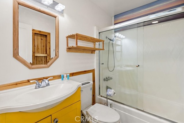 Detail Gallery Image 24 of 27 For 2214 W Oceanfront #B,  Newport Beach,  CA 92663 - 3 Beds | 3 Baths