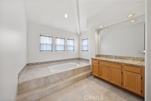 Detail Gallery Image 30 of 55 For 45436 via Jaca, Temecula,  CA 92592 - 4 Beds | 3 Baths