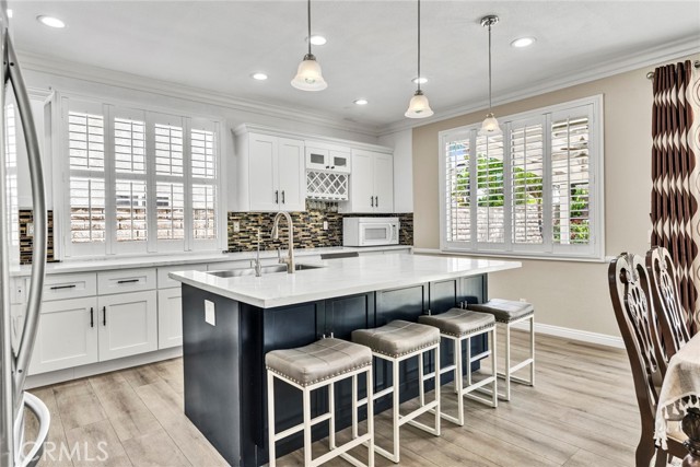 Detail Gallery Image 9 of 37 For 2517 Macbeth Ave, Corona,  CA 92882 - 5 Beds | 4 Baths