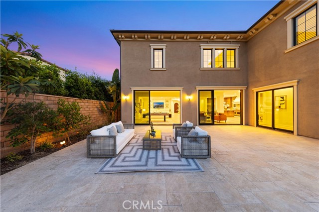 Detail Gallery Image 6 of 74 For 111 Great Oak, Irvine,  CA 92602 - 5 Beds | 5/1 Baths