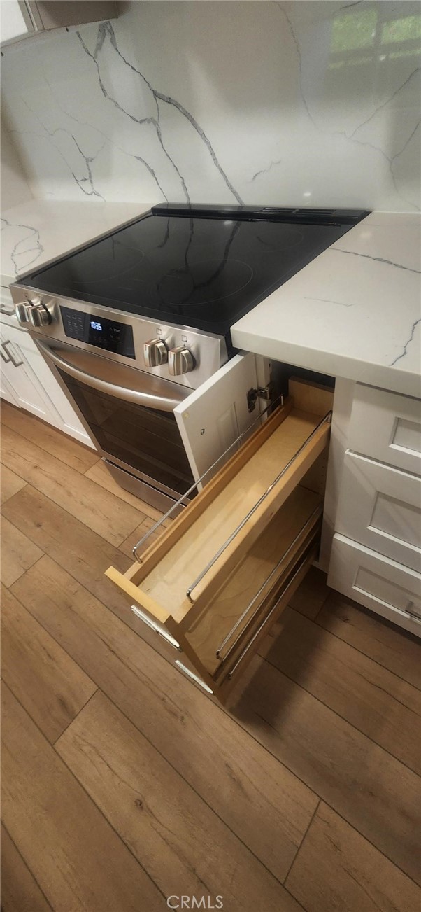 2511 W Sunflower Avenue, Santa Ana CA: https://media.crmls.org/medias/794b2edf-674e-46bc-a6c6-7cdd5b6e91d2.jpg