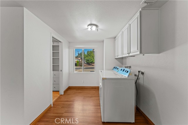 Detail Gallery Image 18 of 24 For 6124 Orsi Cir, Carmichael,  CA 95608 - 4 Beds | 2 Baths