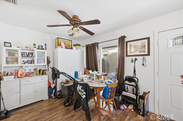 Detail Gallery Image 6 of 19 For 28531 via Princesa #C,  Murrieta,  CA 92563 - 2 Beds | 1/1 Baths