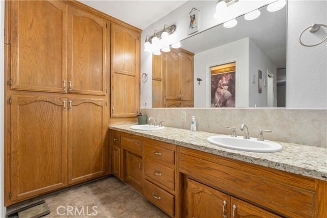 9555 Santa Cruz Road, Atascadero CA: https://media.crmls.org/medias/794b9c6f-2398-44f2-bd50-9ea2262015cd.jpg