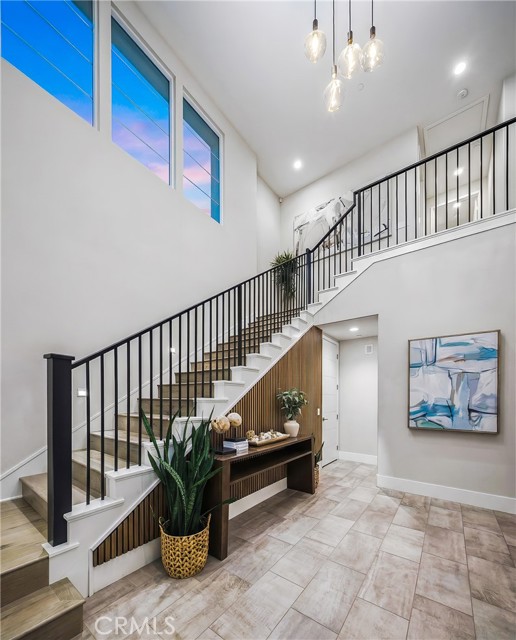 Detail Gallery Image 7 of 46 For 64 Bellatrix, Irvine,  CA 92618 - 5 Beds | 5/1 Baths