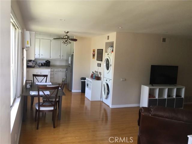 1456 S Wooster Street, Los Angeles CA: https://media.crmls.org/medias/794c4814-086a-4636-bacf-02911cf3e71c.jpg