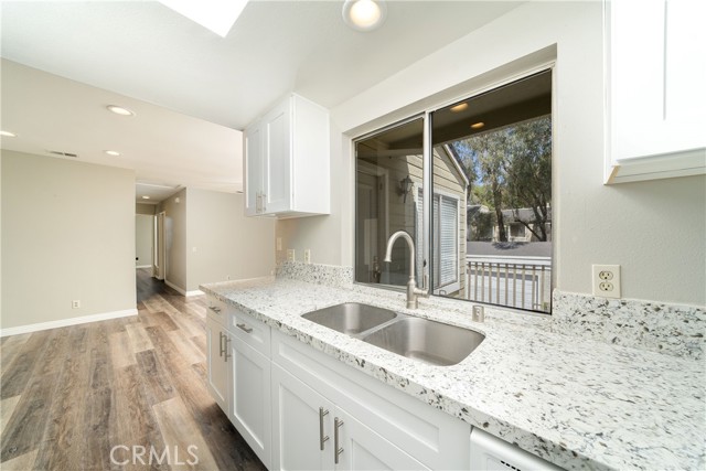 Detail Gallery Image 8 of 25 For 6204 Hartford Rd #203,  Yorba Linda,  CA 92887 - 2 Beds | 2 Baths