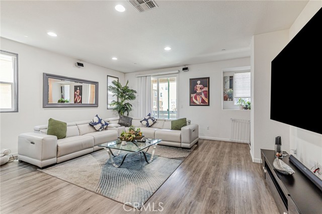 Detail Gallery Image 8 of 33 For 157 Triggs, Morgan Hill,  CA 95037 - 4 Beds | 3/1 Baths