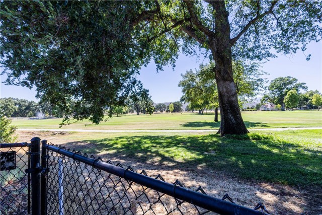 Detail Gallery Image 31 of 43 For 18142 Sweetwood Ct, Hidden Valley Lake,  CA 95467 - 3 Beds | 2 Baths