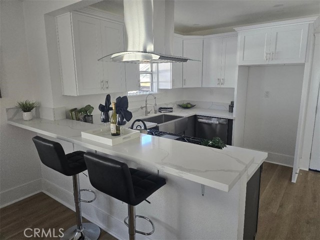 Image 8 of 15 For 5106 Gramercy Place
