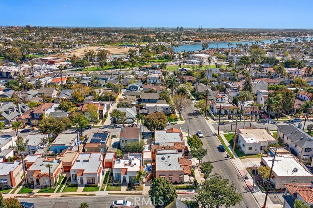 Detail Gallery Image 35 of 35 For 377 Roycroft Ave, Long Beach,  CA 90814 - 4 Beds | 2/1 Baths