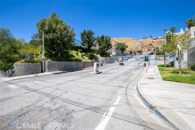 Detail Gallery Image 2 of 37 For 18209 Sierra #30,  Canyon Country,  CA 91351 - 2 Beds | 2 Baths