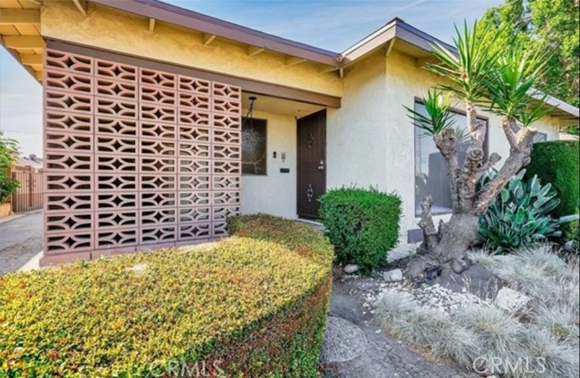 Detail Gallery Image 3 of 33 For 9334 Laurel Ave, Whittier,  CA 90605 - 4 Beds | 2 Baths