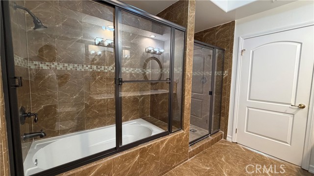 Detail Gallery Image 26 of 32 For 414 E Valencia Ave #111,  Burbank,  CA 91501 - 3 Beds | 3 Baths