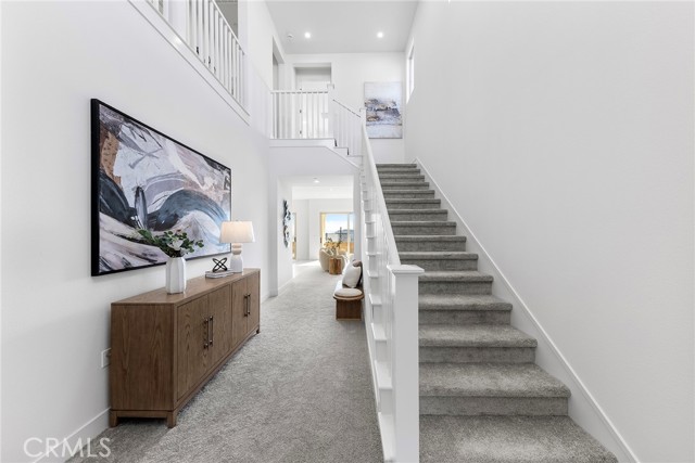 118 sunnybank Boulevard, Irvine CA: https://media.crmls.org/medias/7952c60b-d279-4213-bd01-aa50da67769b.jpg