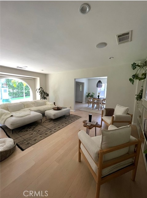 709 Havana Avenue, Long Beach CA: https://media.crmls.org/medias/795337fd-201d-40a1-851e-5bc10698a797.jpg
