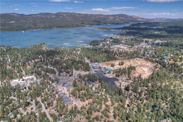 Detail Gallery Image 3 of 3 For 820 Talmadge Rd, Big Bear Lake,  CA 92315 - 4 Beds | 4/1 Baths