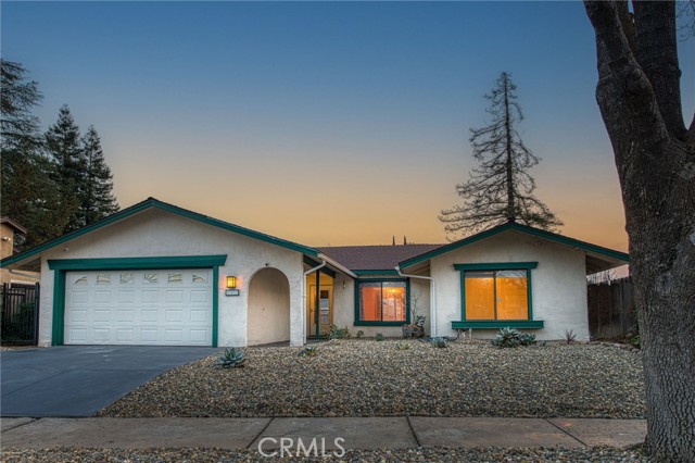 Detail Gallery Image 2 of 46 For 562 Sunset, Merced,  CA 95340 - 4 Beds | 2 Baths