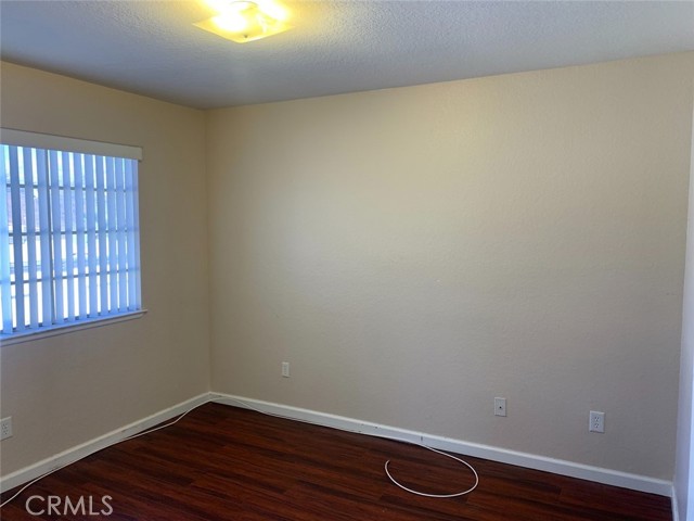 Detail Gallery Image 8 of 11 For 24113 Fir, Moreno Valley,  CA 92553 - 3 Beds | 2 Baths