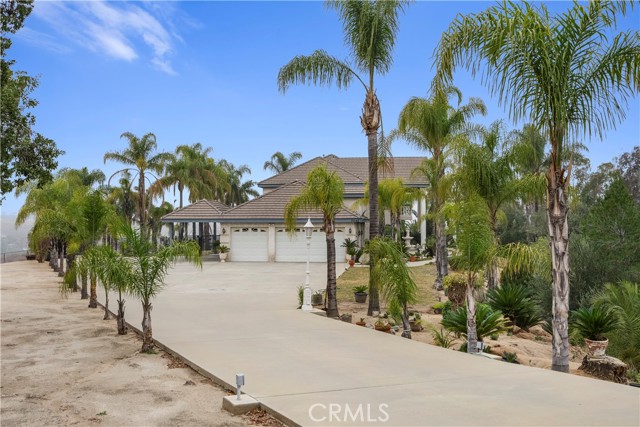 7047 Golden Vale Drive, Riverside, California 92506, 4 Bedrooms Bedrooms, ,3 BathroomsBathrooms,Single Family Residence,For Sale,Golden Vale,IV22240180