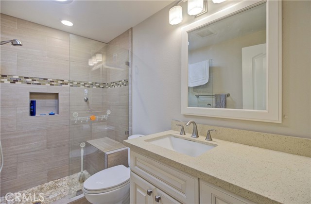 Detail Gallery Image 21 of 39 For 3065 C via Serena, Laguna Woods,  CA 92637 - 2 Beds | 2 Baths