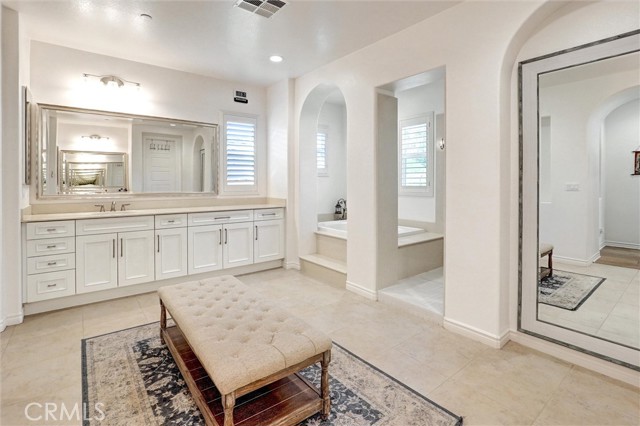 Detail Gallery Image 40 of 60 For 6845 Shadow Wood Dr, Moorpark,  CA 93021 - 5 Beds | 4/1 Baths