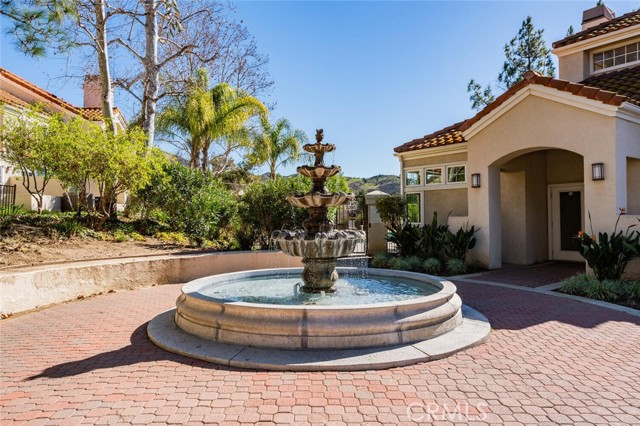 Detail Gallery Image 2 of 13 For 4240 Lost Hills Rd #405,  Calabasas,  CA 91301 - 1 Beds | 1 Baths