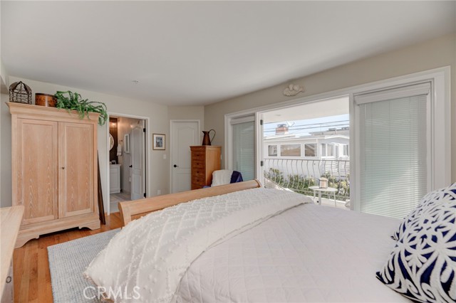 Detail Gallery Image 24 of 41 For 417 Crest Dr, Manhattan Beach,  CA 90266 - 3 Beds | 3/1 Baths