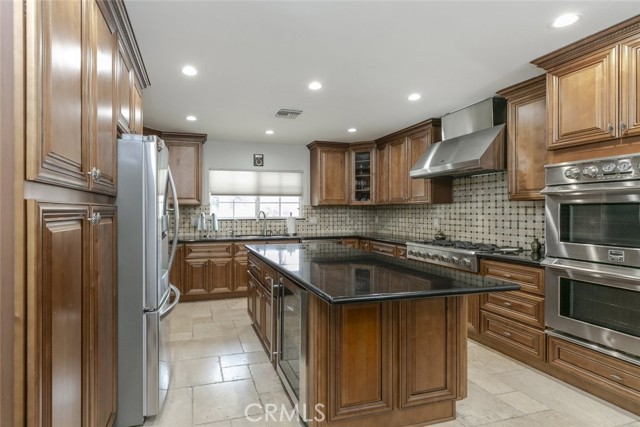 18231 San Jose Street, Porter Ranch CA: https://media.crmls.org/medias/7958d94b-f7fd-48ae-8ddf-32ad83d39838.jpg