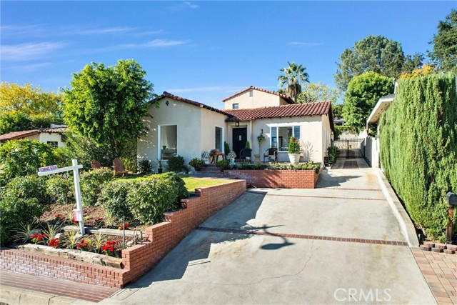 Detail Gallery Image 7 of 70 For 1117 Mount Lowe Dr, Altadena,  CA 91001 - 4 Beds | 1/2 Baths