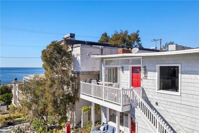 319 29th Street, Manhattan Beach, California 90266, 5 Bedrooms Bedrooms, ,3 BathroomsBathrooms,Residential,Sold,29th,SB22026167
