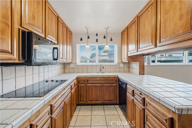 Detail Gallery Image 11 of 28 For 5140 E Atherton #35,  Long Beach,  CA 90815 - 2 Beds | 2 Baths