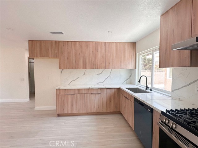 Detail Gallery Image 30 of 35 For 8511 Hyacinth St, Rancho Cucamonga,  CA 91730 - 7 Beds | 5 Baths