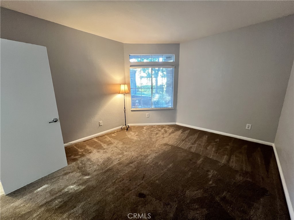 MLS #OC25266637 image #24