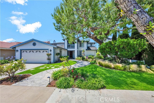 Detail Gallery Image 1 of 1 For 16549 Teak Cir, Fountain Valley,  CA 92708 - 4 Beds | 3 Baths