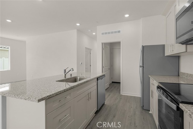 Detail Gallery Image 8 of 13 For 791 Belmont Ln, San Jacinto,  CA 92582 - 3 Beds | 2 Baths