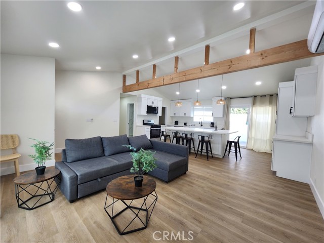 Detail Gallery Image 3 of 14 For 14372 Janice, Westminster,  CA 92683 - 3 Beds | 2 Baths