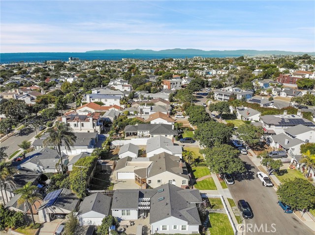 Detail Gallery Image 4 of 44 For 1217 Ynez Ave, Redondo Beach,  CA 90277 - 3 Beds | 2 Baths