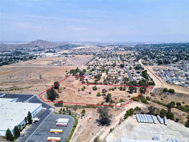 Detail Gallery Image 11 of 11 For 7 Gage, Riverside,  CA 92507 - – Beds | – Baths