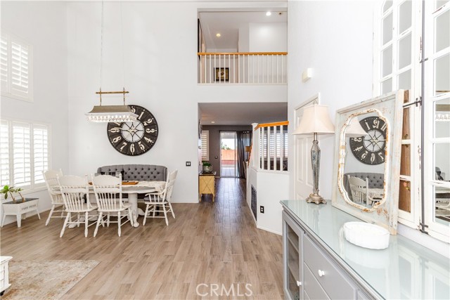 Detail Gallery Image 5 of 37 For 27185 Calendula, Corona,  CA 92883 - 4 Beds | 3 Baths