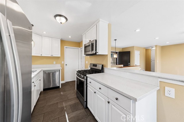 Detail Gallery Image 5 of 34 For 8808 Leigh Ave, Spring Valley,  CA 91977 - 4 Beds | 2 Baths