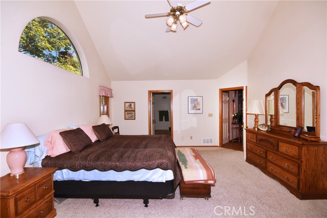 Detail Gallery Image 23 of 72 For 27547 W Shore Rd, Lake Arrowhead,  CA 92352 - 3 Beds | 3/1 Baths