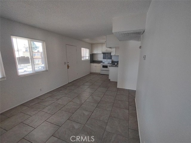 Detail Gallery Image 8 of 24 For 2759 Conejo Dr, San Bernardino,  CA 92404 - 2 Beds | 1 Baths