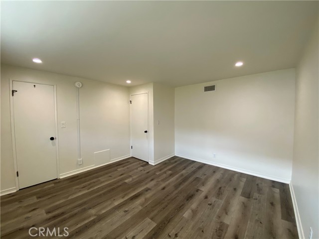 Detail Gallery Image 14 of 24 For 208 S Park View St #2,  Los Angeles,  CA 90057 - 4 Beds | 2 Baths