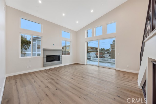 1804 Blossom Lane, Redondo Beach CA: https://media.crmls.org/medias/79605df5-5388-4a6b-8a6f-ae87e20e8658.jpg