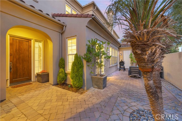 Detail Gallery Image 6 of 61 For 21331 Balerma Ln, Huntington Beach,  CA 92648 - 4 Beds | 3/1 Baths