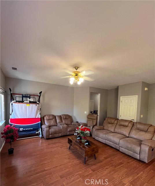 Detail Gallery Image 11 of 17 For 1401 Cedar St, Arroyo Grande,  CA 93420 - 3 Beds | 2 Baths